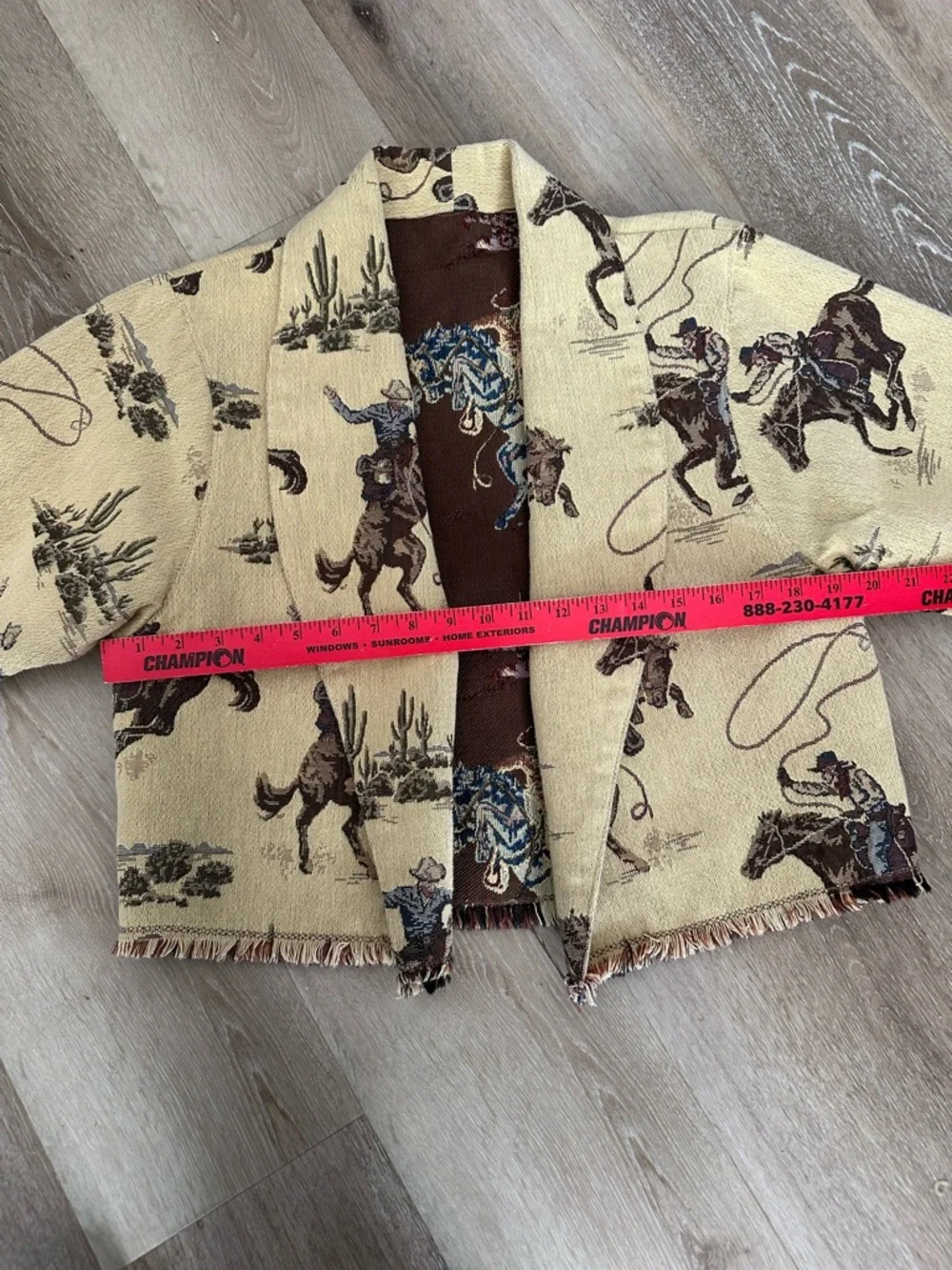 Western Tapestry Cropped Jacket Cowboy Rodeo Print Fringe Hem - Picture 3 of 7